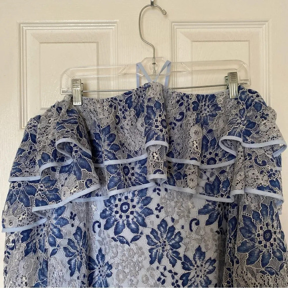 REBECCA MINKOFF Dena Blue Lace Ruffle Shoulder Dress Size Medium - Picture 4 of 8